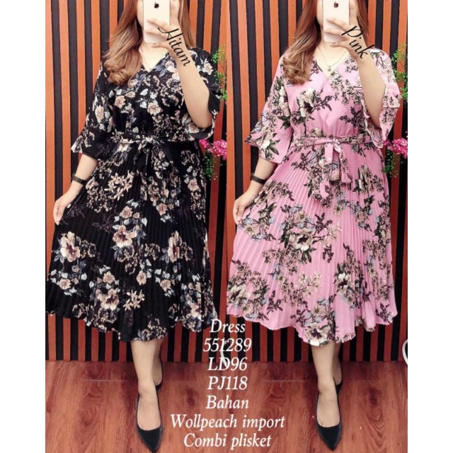 551289 Dress Plisket Wollpeach Import