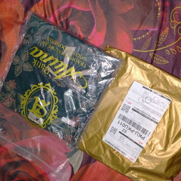 Hem Batik Laki Laki Lengan Panjang Kemeja Batik Pria Lengan Panjang Atasan Batik Ads 008