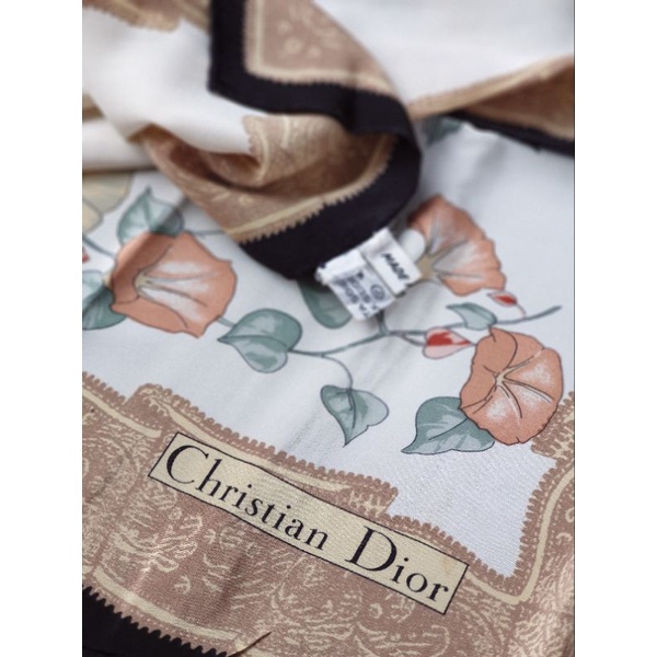 Preloved silk scarf