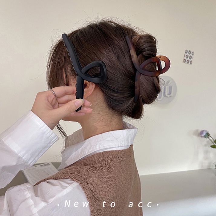 AY(CN) Jepit Rambut Ukuran Besar Untuk Wanita