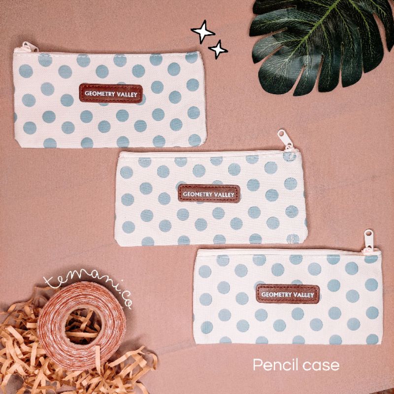 

Tempat Pensil | Kotak Pensil | Pencil Case Motif Dots Korean