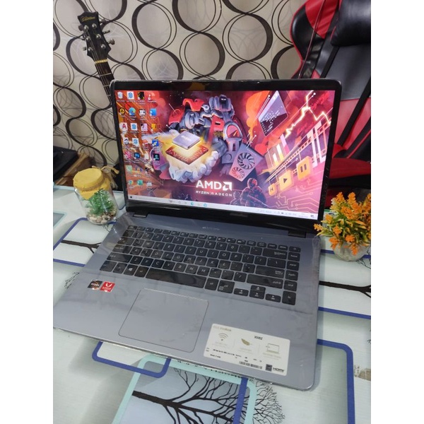 Laptop Asus Vivobook X505ZA AMD Ryzen Ram 12Gb Dual Storage SSD+HDD Siap Pakai