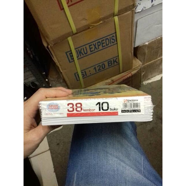 

Buku 38 lembar SINAR DUNIA