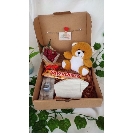 

Hampers Ultah/Wisuda/Wedding/Anniversary