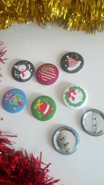 Peniti pin natal bulat 3.5 cm souvenir gift xmas