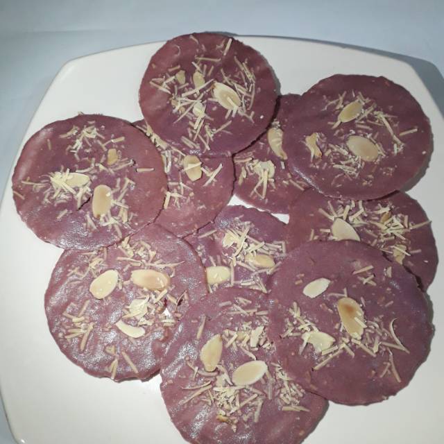 

Almond Crispy Cheese Rasa Coklat