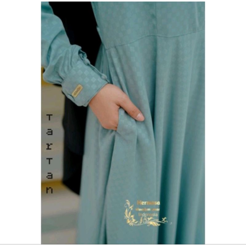 Gamis hermosa motif tartan warna biru wardah original by hermosa