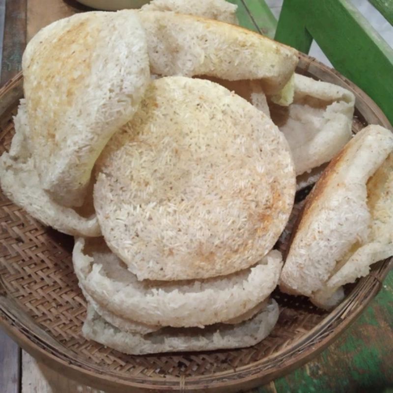 

INTIP GORENG KERAK NASI