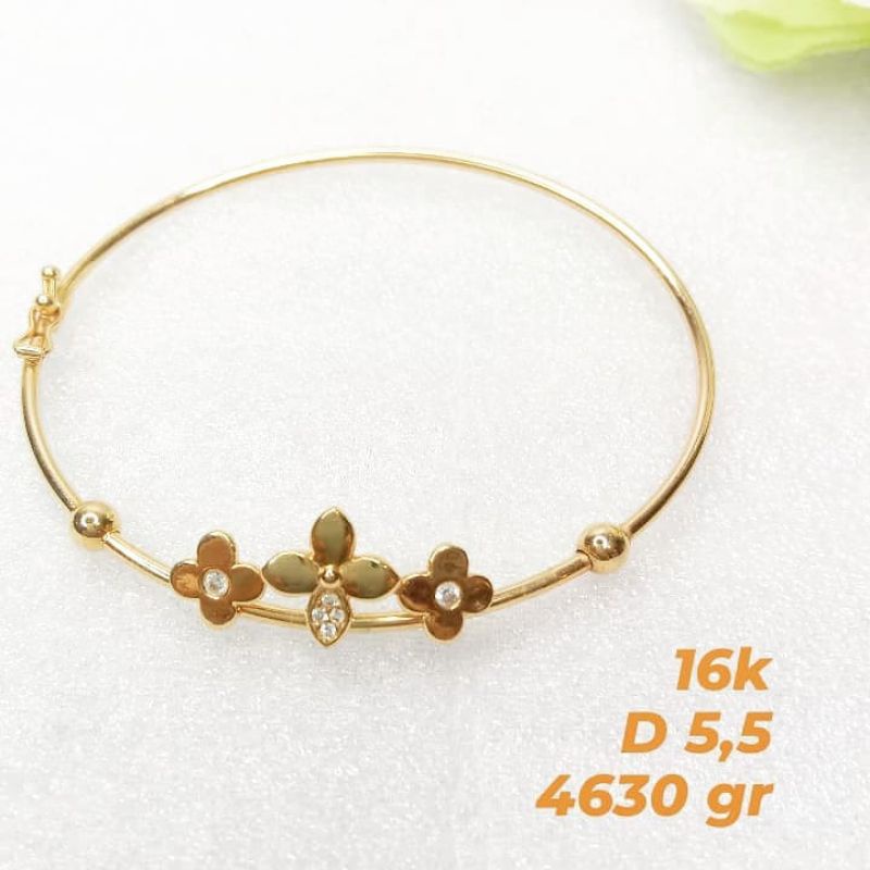 Gelang oval dewasa bunga mt ad kadar tua emas 700 UBS