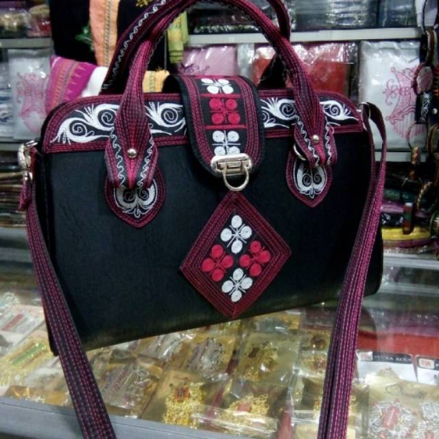 TAS LUNA / TAS SELEMPANG BORDIR KHAS ACEH