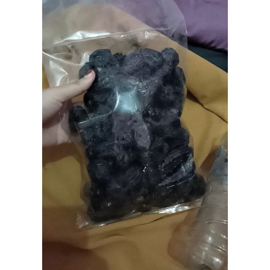 

kurma ajwa basah