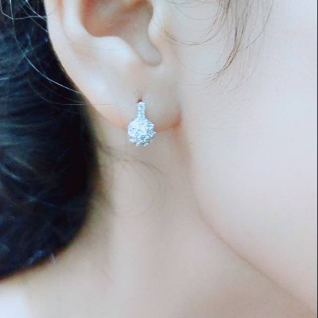 Anting jepit fashion wanita remaja dan dewasa bola perak asli 925/silver lapisan emas putih murni.