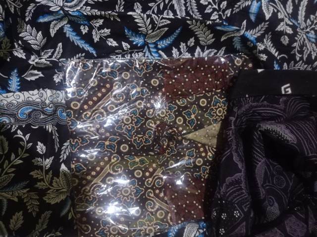 Cod Hem Batik Pria Batik Pekalongan Termurah Hight Quality Nyaman Keren Dipakai