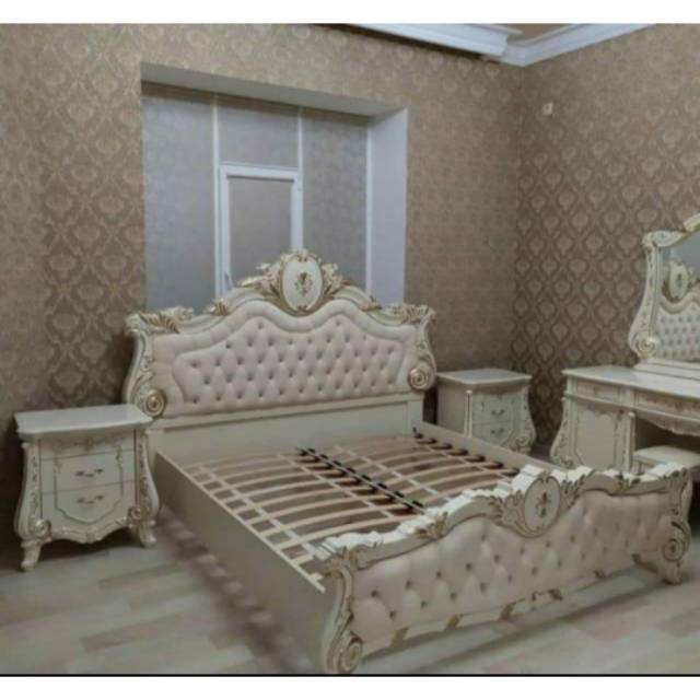 Set kamar tidur ukir mewah mebel meubel furniture asli jepara modern terbaru terkini