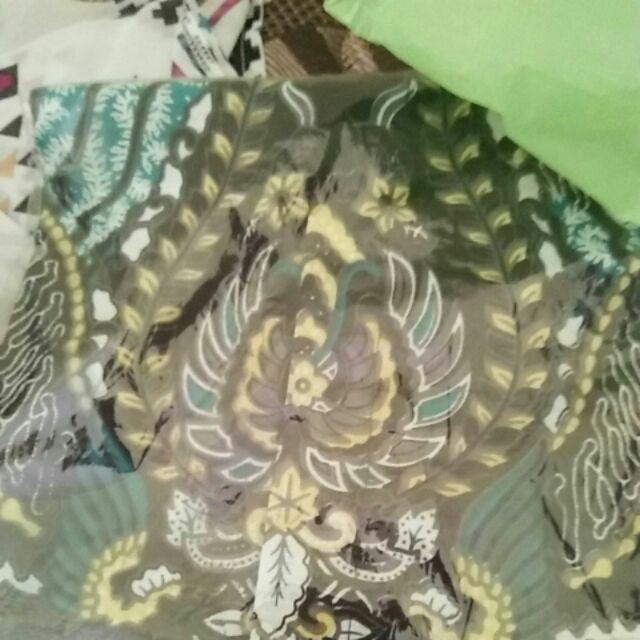 Maura Couple - Sania Ruffle Batik Couple Ori Ndoro Jowi Garansi Termurah Shopee -  Batik Modern Solo