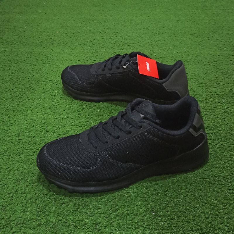 Sepatu Pria Olahraga Running Piero Alvaro B 100% Original