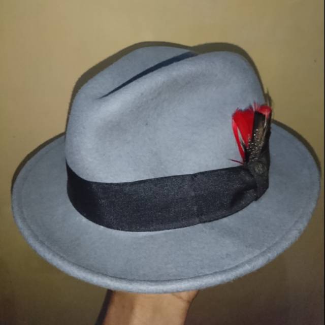 Fedora hat RMBL