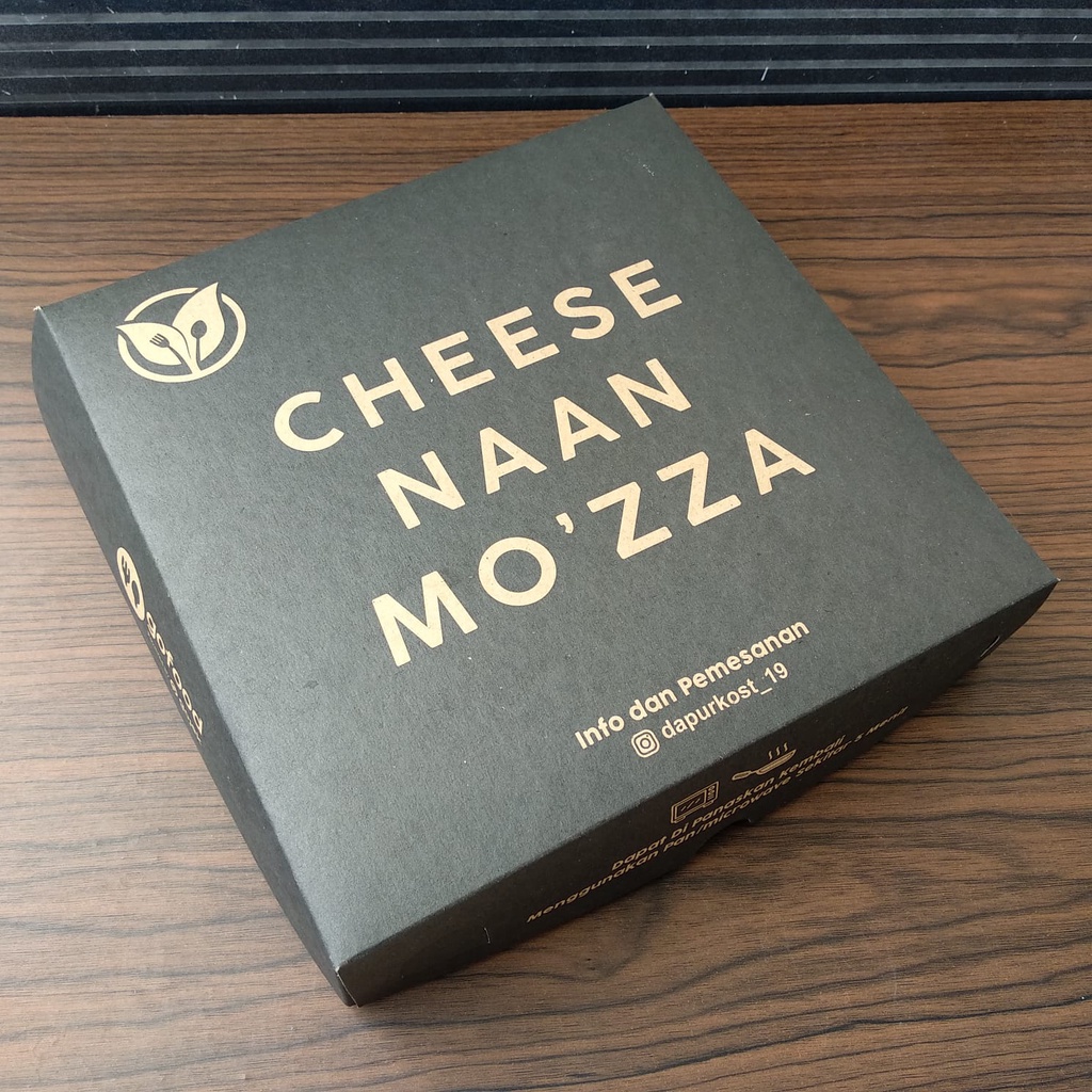 

Prima Grafika Custom Box makanan 22 x 22 x 5 cm - Paperbox Kemasan Makanan