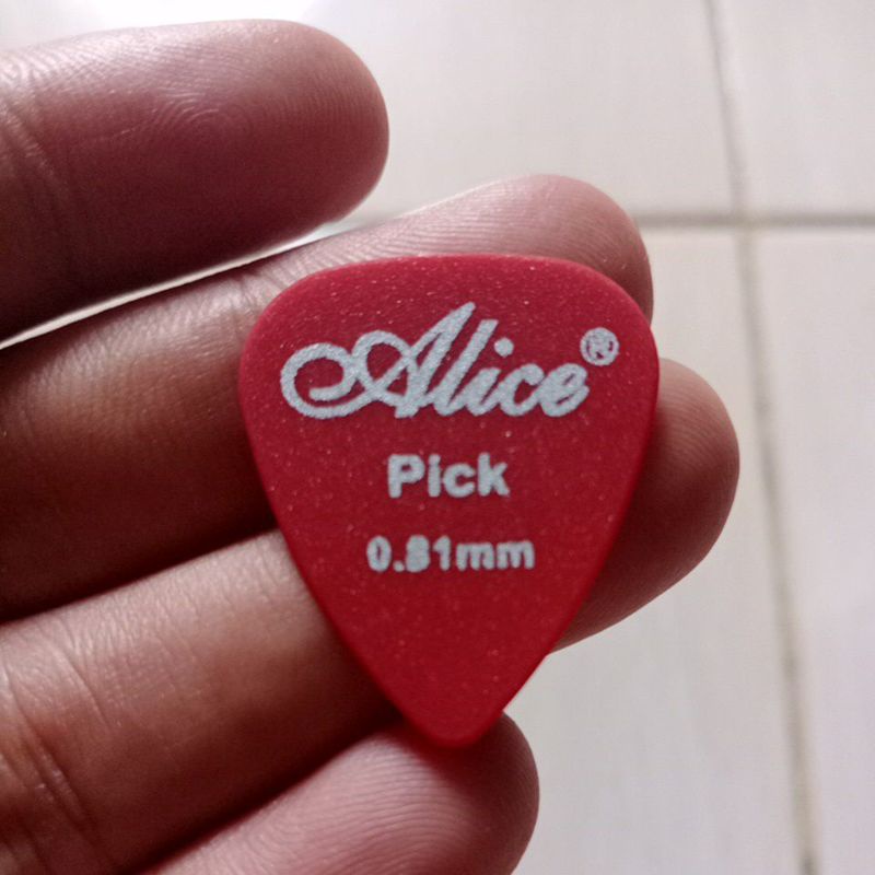 pik/pick gitar bahan karbon alice