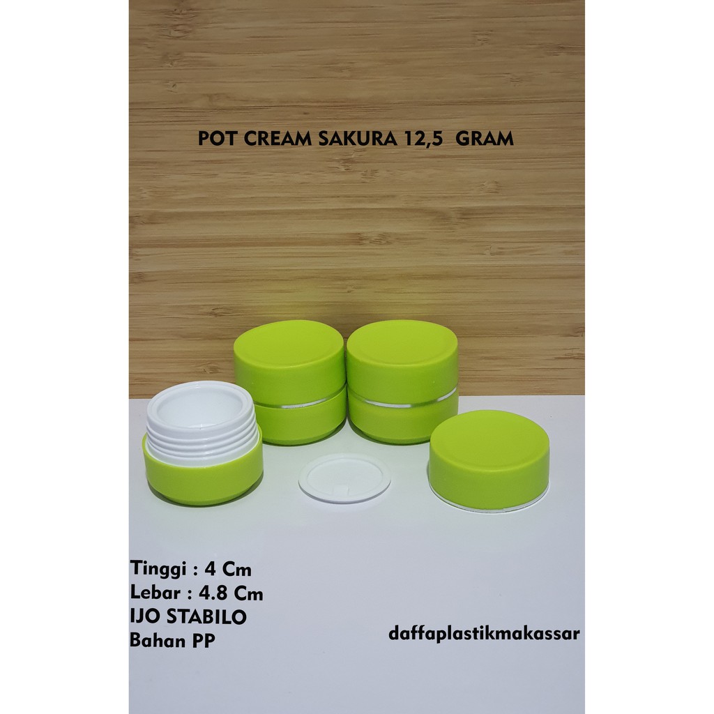 

POT SAKURA 12.5 GRAM IJO STABILO (Kemasan 25 Pcs)