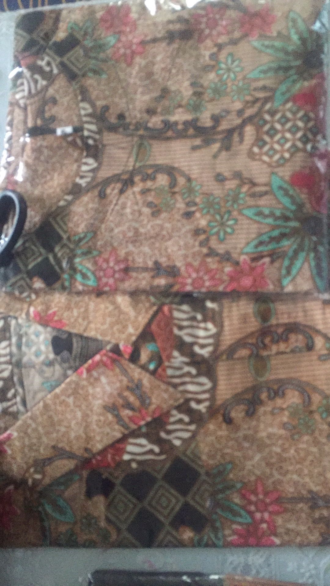 Maura Couple - Sania Ruffle Batik Couple