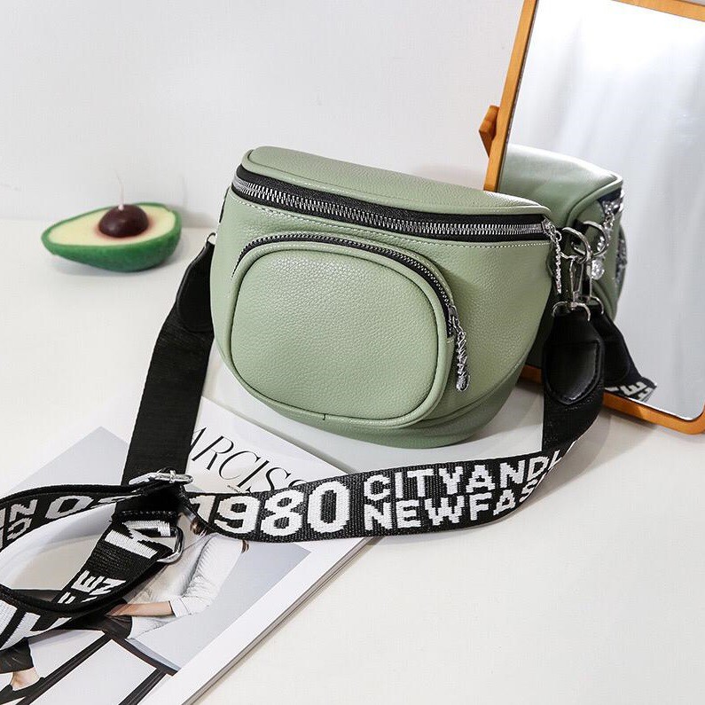 TFT AX9977 92003 AX003 E032 B1586 D2991 (1 KG MUAT 4) Tas Import Mini  WAISTBAG Wanita Batam Jakarta