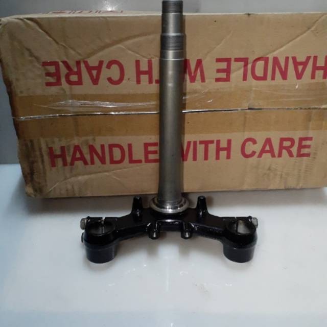 segitiga bawah satria fu original sgp 5410b25g00n000