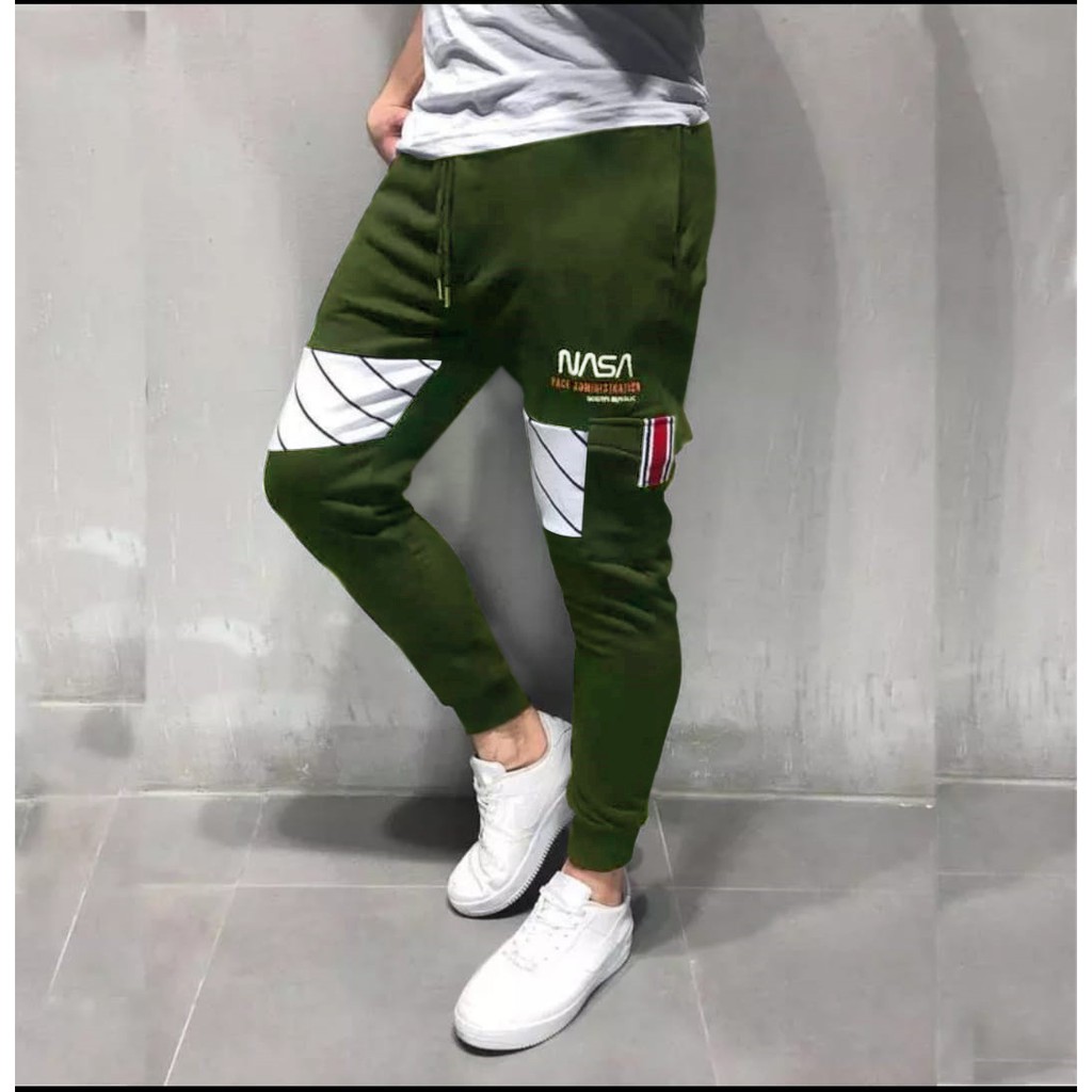 TOTOTAshop.Celana jogger NASA &amp; KINGS 28/34 &amp; 34/38,Bahan fleece tebal.ada 4 kantong asli kiri kanan