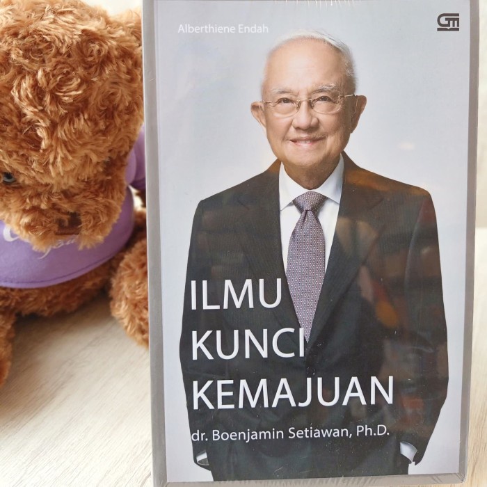

FLASH SALE!!! DR. BOENJAMIN SETIAWAN, PH.D.: ILMU KUNCI KEMAJUAN ALBERTHIENE ENDAH TERBARU