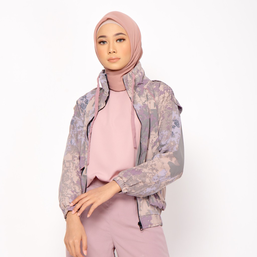 ZM Zaskia Mecca - Geva Purple Jaket - Jelita Indonesia - Edisi Lamun Ombak-7