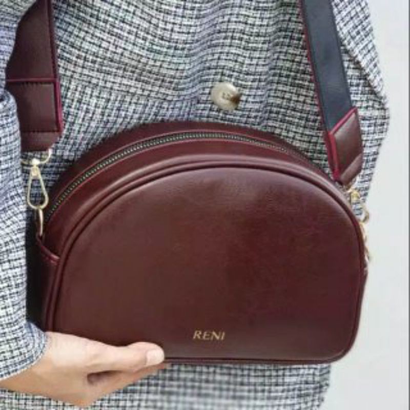 SLINGBAG BOBA BURGUNDY INITIALBAG/ REQUEST NAMA COSTUM NAMA CETAK NAMA