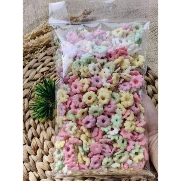 

cemilan makanan ringan oleh oleh kerupuk bunga 1kg free toples