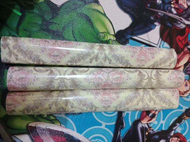 Wallpaper Stiker Pink Gold Flower Batik 45cm X 10m