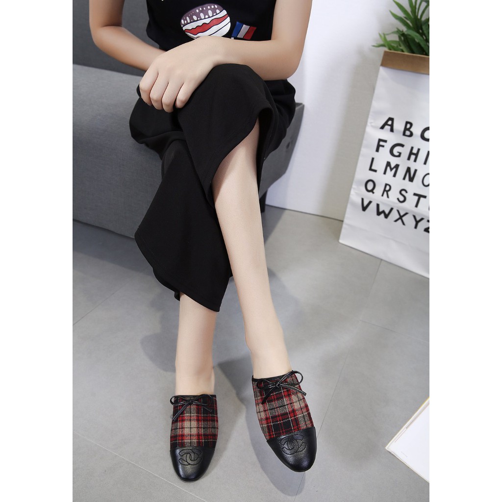 Sepatu wanita Chanel  H0141