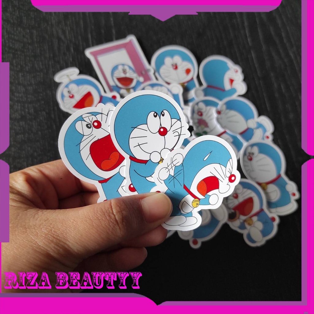 

17pcs Stiker Doraemon Stiker Kertas Gambar Anime Doraemon Sticker Label Aksesoris Lucu