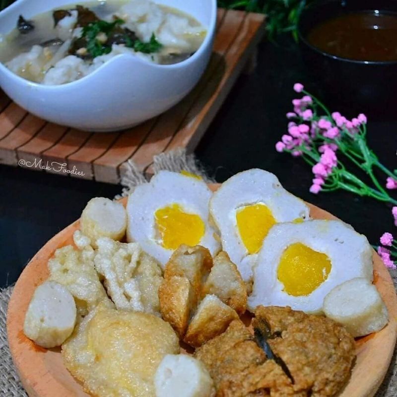 

PaHe Pempek Alay