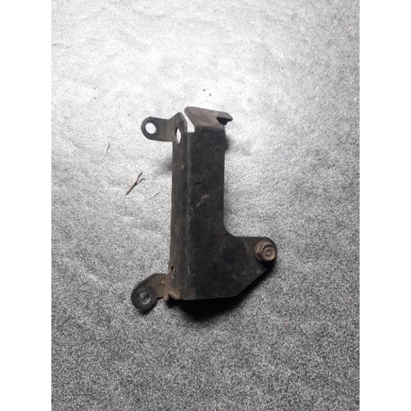 braket plat besi dudukan air radiator honda sonic150r sonic new