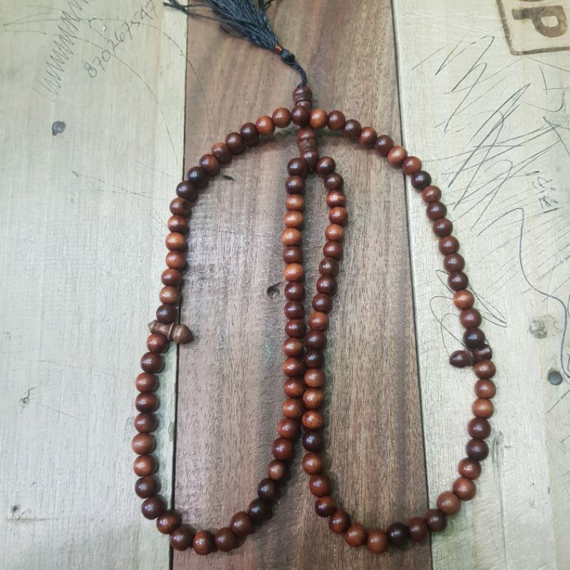 Tasbih kayu stigi laut