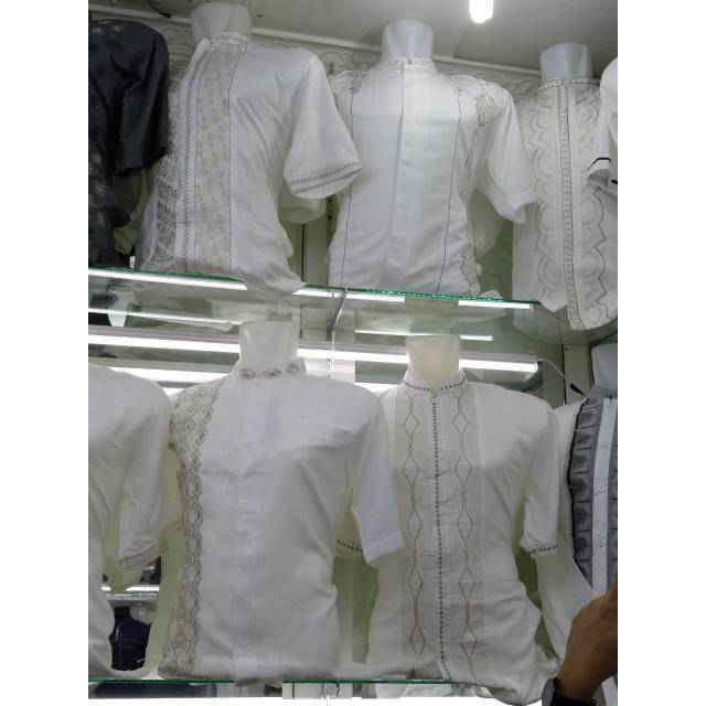Koko dewasa khusus putih