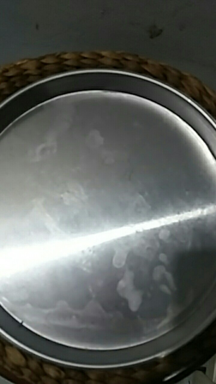 Loyang Pizza Tebal (tinggi 2cm)