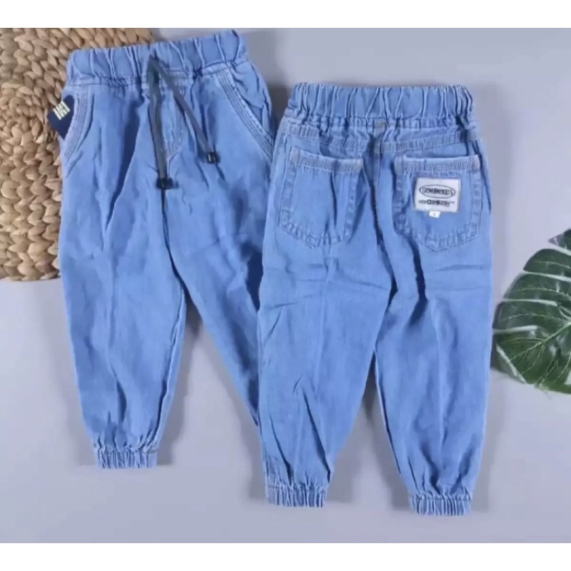 celana jogger jeans anak laki laki dan perempuan size 1-9 tahun terlaris/ celana anak laki laki/ celana anak perempuan/ celana jogger anak laki laki/ celana jogger anak perempuan