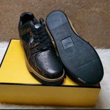 sepatu sneaker fendi sepatu pria sepatu cowok sepatu branded fendi mirror