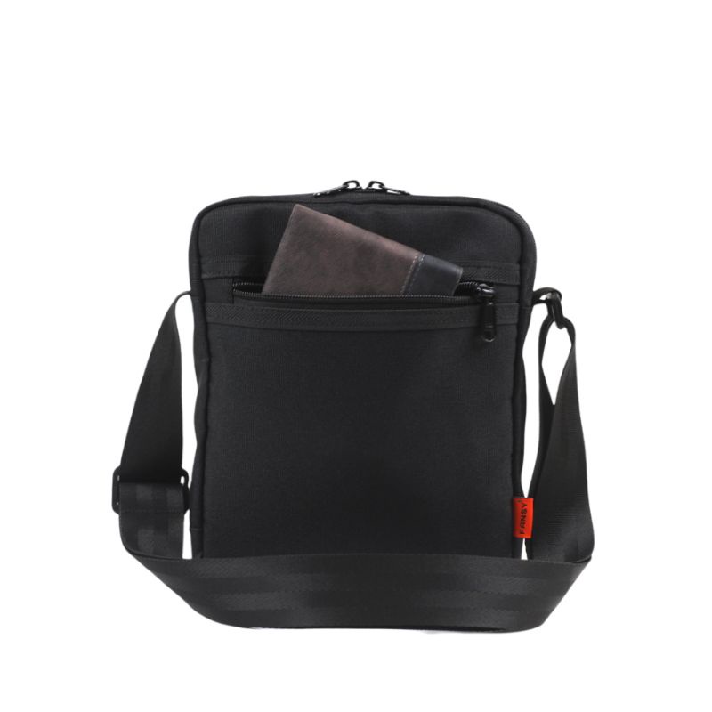 Tas selempang pria Slingbag Fansy Alexi