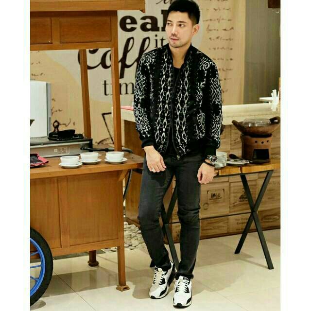 Baju Tenun Jaket Bomber Pria ( kode: #Black 01 )