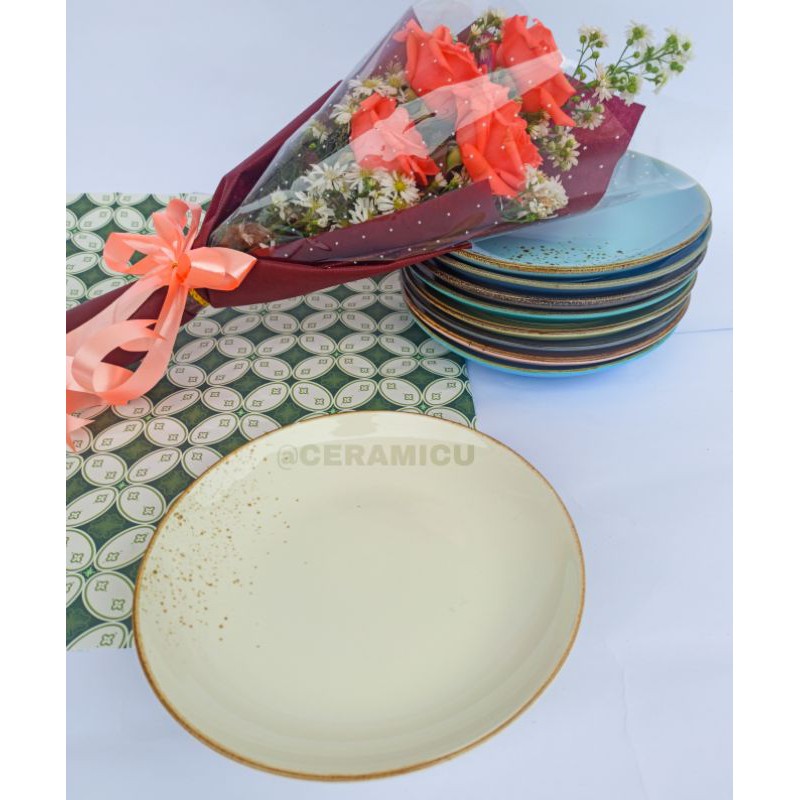 PIRING MAKAN KERAMIK MURAH / SALAD PLATE RUSTIC ukuran 21cm-Cream