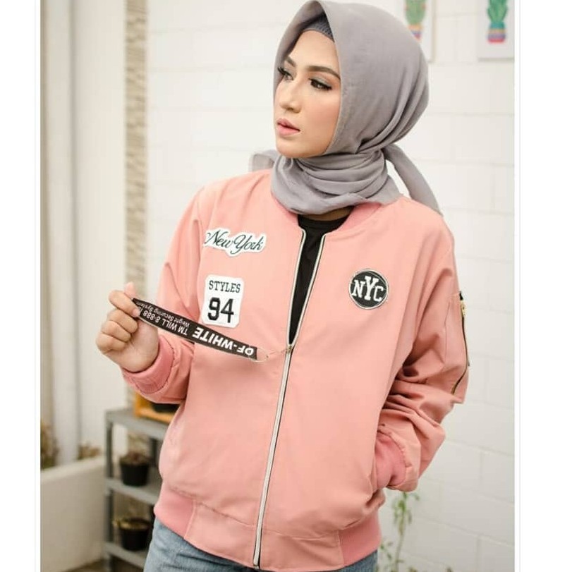 Offwhite Zipper Bomber - Jaket Bomber Wanita