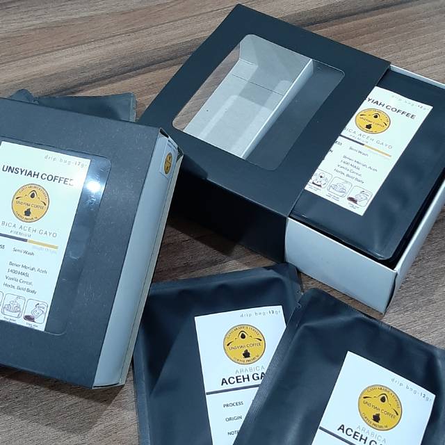 

Unsyiah Coffee - Arabica Aceh Gayo Drip Bag Coffee (7 pcs - Premium Box)