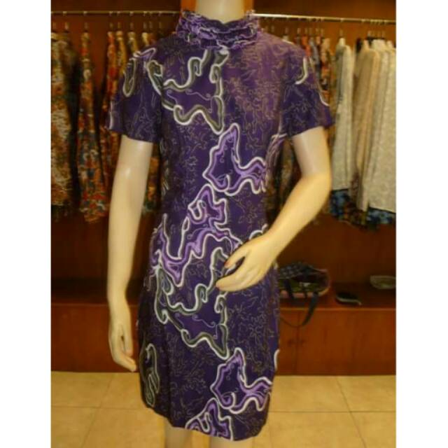 BATIK SEMAR DRESS UNGU MOTIF MEGA MENDUNG