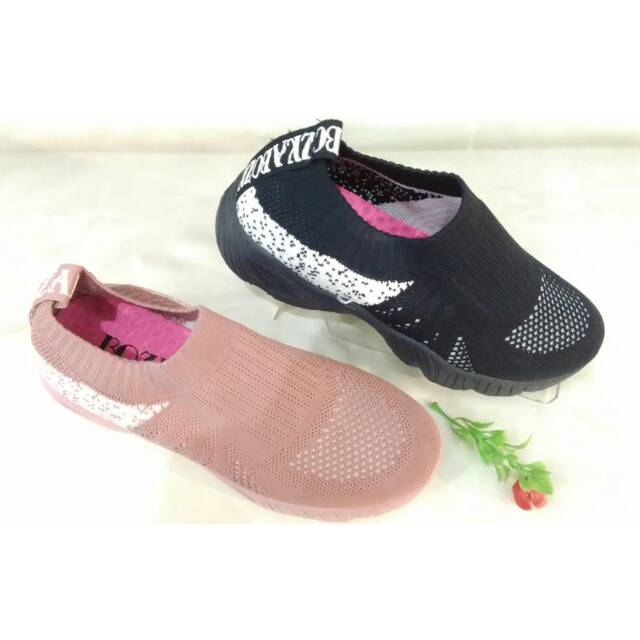 Sepatu wanita bozka 31 navy/pink