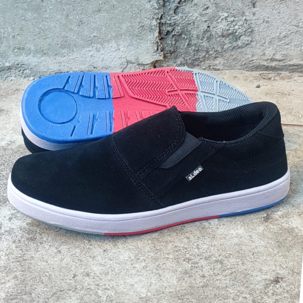 Sepatu Hitam Slip On Pria Aldeo SWL HT10 Black Slop Casual Dewasa Tanap Tali Terbaru Buat Gaya Santai